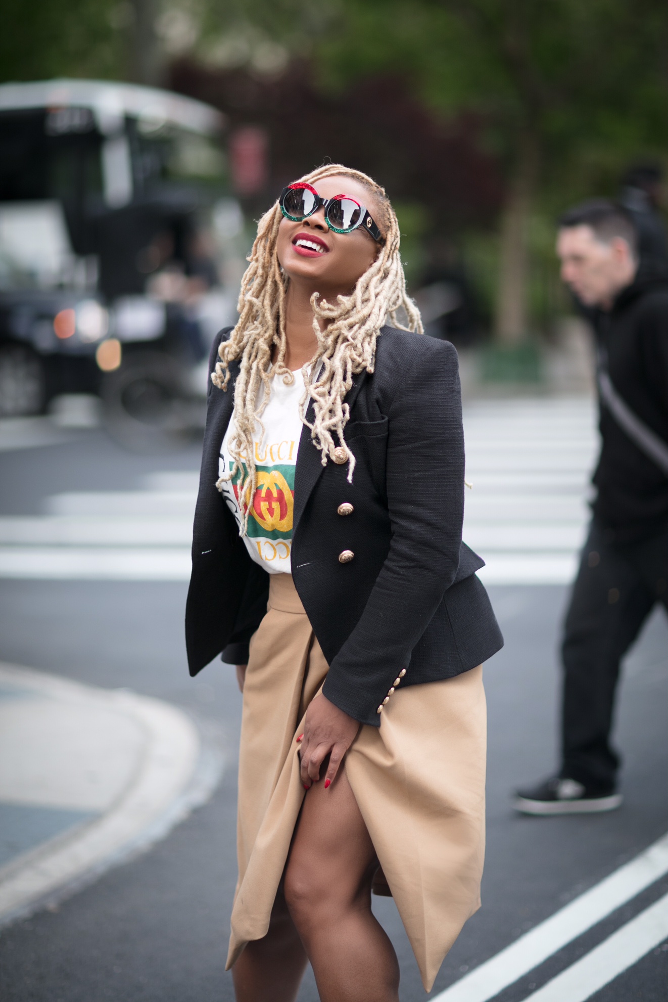 3-claire-sulmers-blogger-african-american-fashion-bomb-daily-black-gucci-logo-t-shirt-balmain-jacket-three-color-acetate-glitter-sunglasses-black-red-green