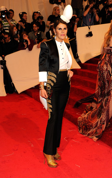 Anna Dello Russo in McQueen and an Alan Journo Hat at the 2011 Met Gala