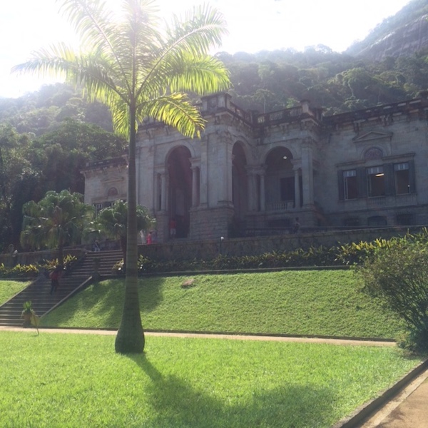 parque lage the bomb life claire sulmers