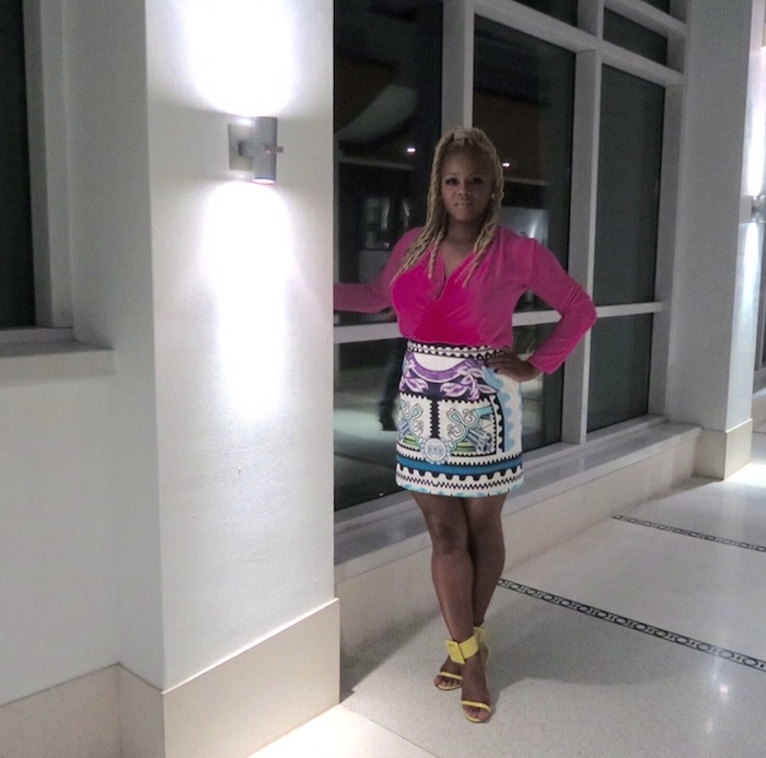 1 claire sulmers fashion bomb daily Pink Meow and Barks Boutique Mary Katrantzou Mini Skirt Gucci Yellow Sandals