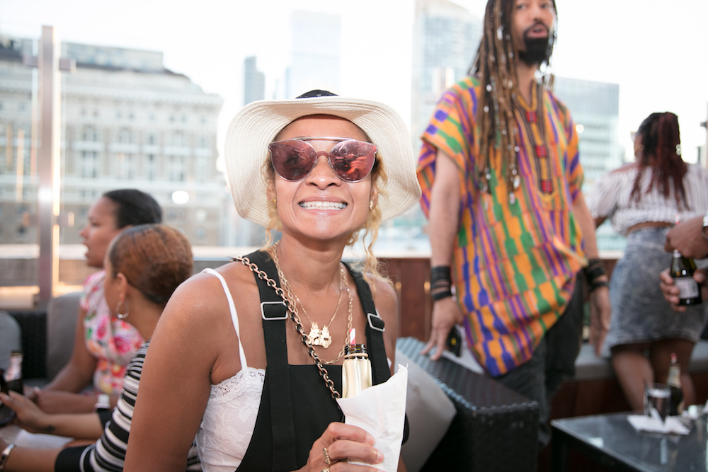 kelley-carter-2-claires-life-martini-rossis-martini-terrazza-event-at-the-monarch-hotel-rooftop-claire-sulmers-fashion-bomb-daily