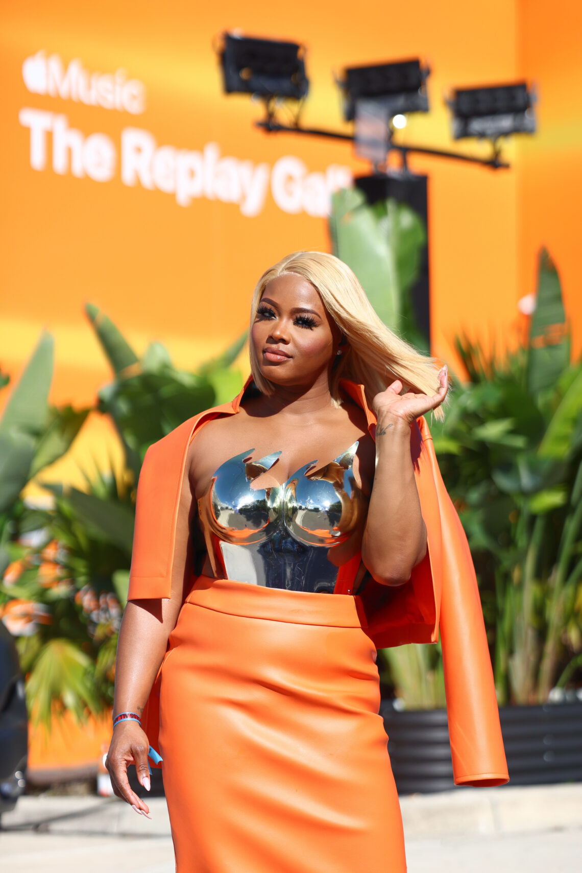 ELLE ドイツオレンジ c/w Love Life Claires-Life-Saint-and-Citizen